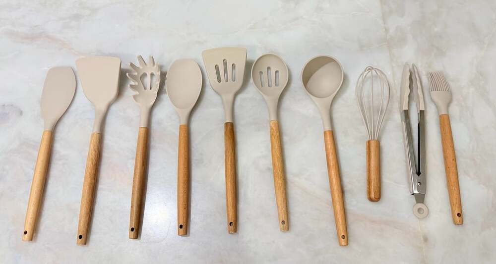 Silicone Kitchen Utensils Set Wooden Handle Khaki